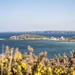 8 Spinnakers In Fistral, Newquay