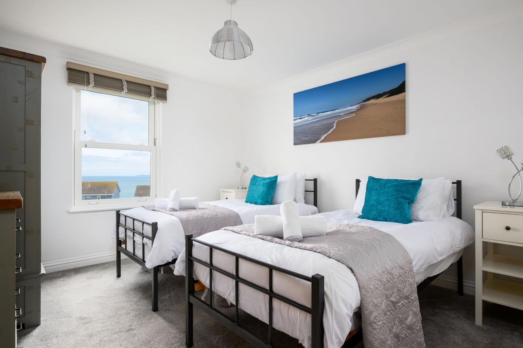 8 Spinnakers In Fistral, Newquay Holiday home