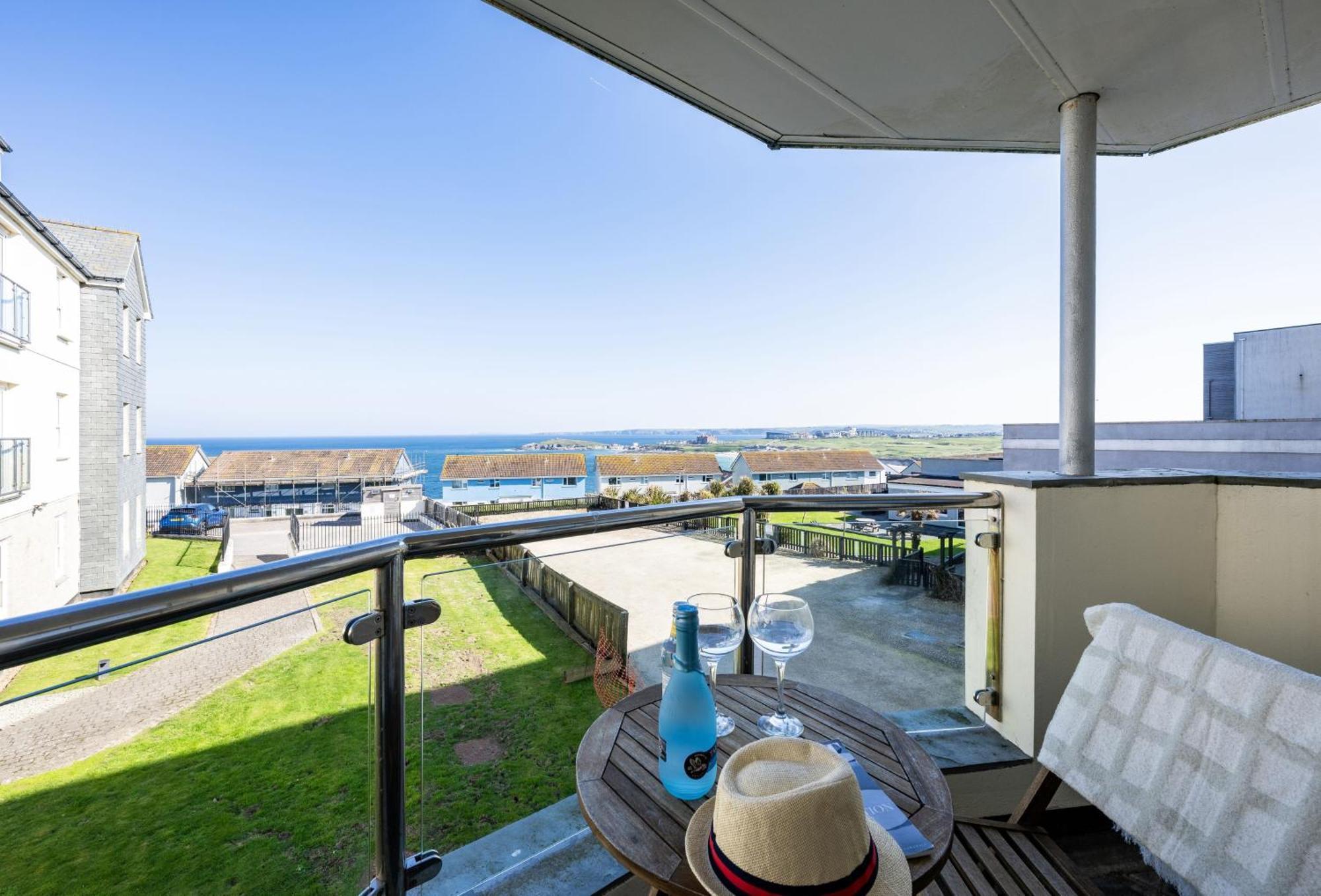 8 Spinnakers In Fistral, Newquay Holiday home *