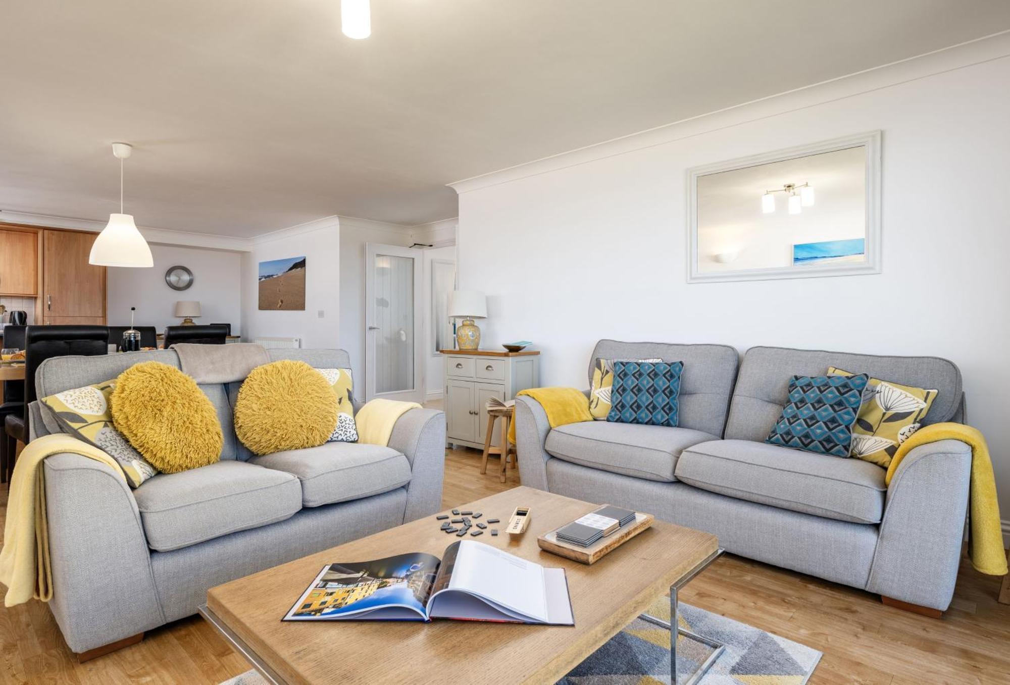 8 Spinnakers In Fistral, Newquay Holiday home *